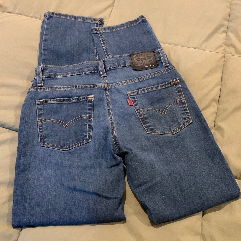 Levi’s Performance 511 Slim. Cotton/Poly/Elastane Blend. Size 16.‌‌‌‌